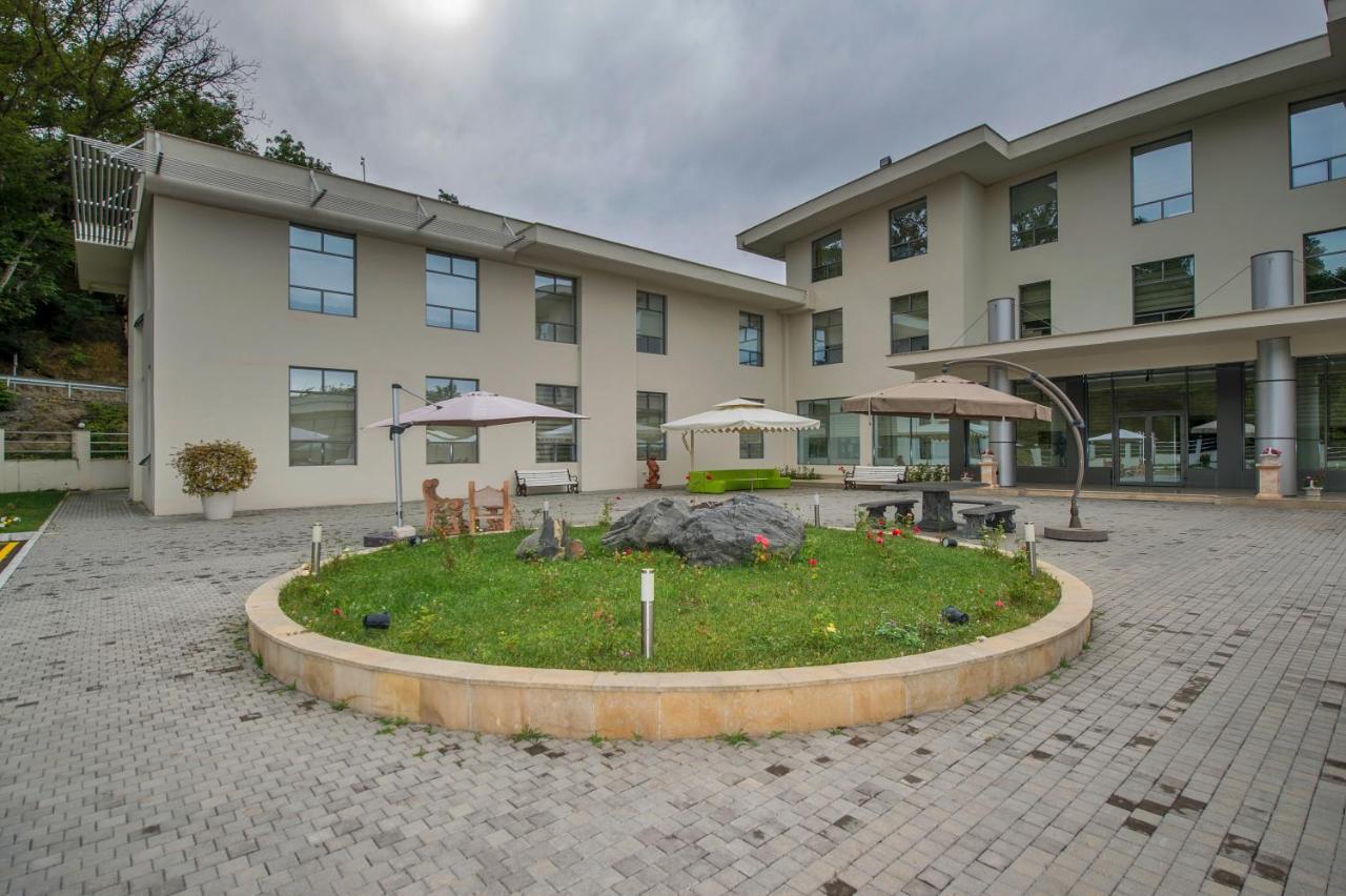 Chukhur Gabala Museum Hotel 外观 照片