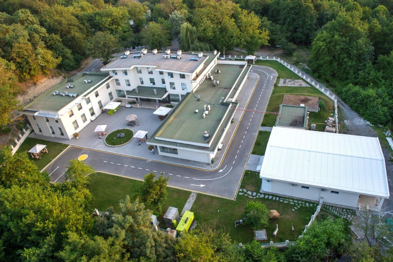 Chukhur Gabala Museum Hotel 外观 照片